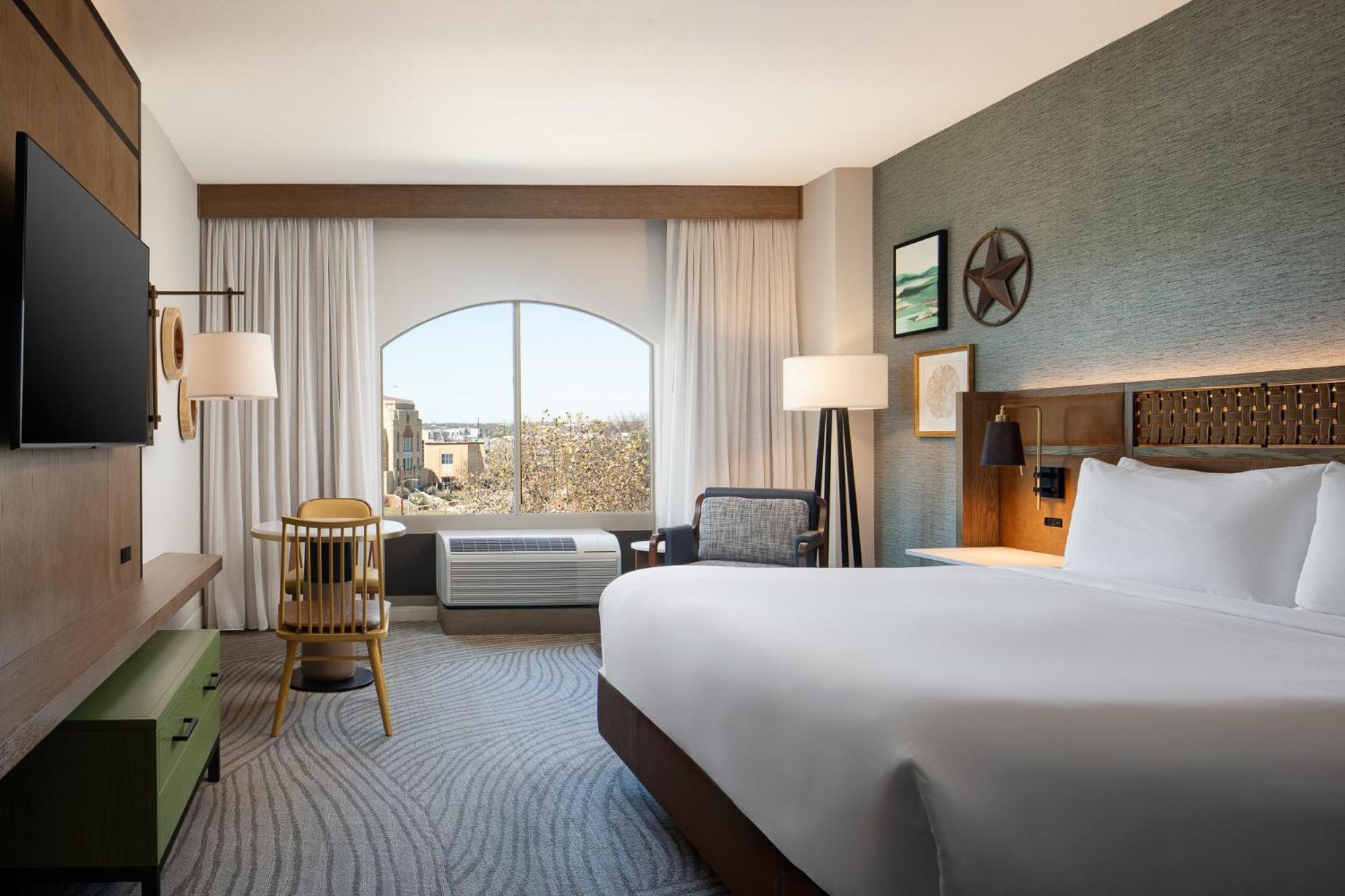 Sol Cypress, San Antonio, A Marriott Tribute Portfolio Hotel Exterior photo