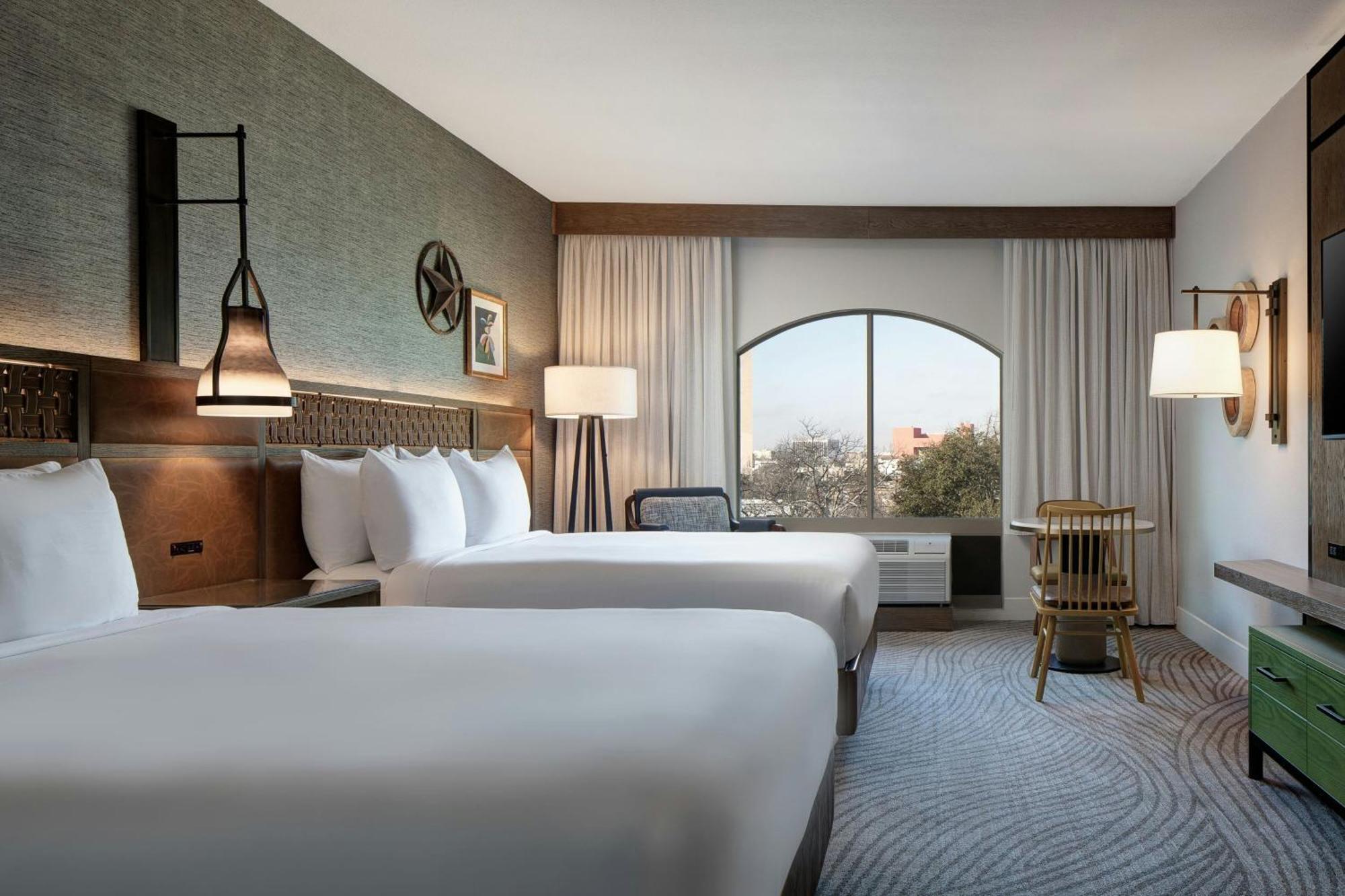 Sol Cypress, San Antonio, A Marriott Tribute Portfolio Hotel Exterior photo
