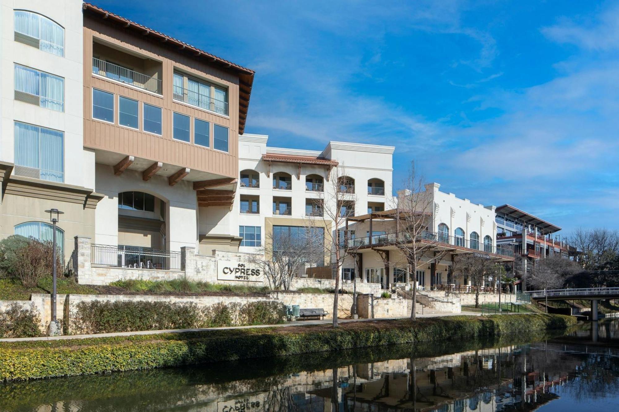 Sol Cypress, San Antonio, A Marriott Tribute Portfolio Hotel Exterior photo